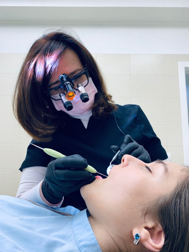 Wie Zahnärzte in Interlaken Ihre Mundgesundheit verbessern können